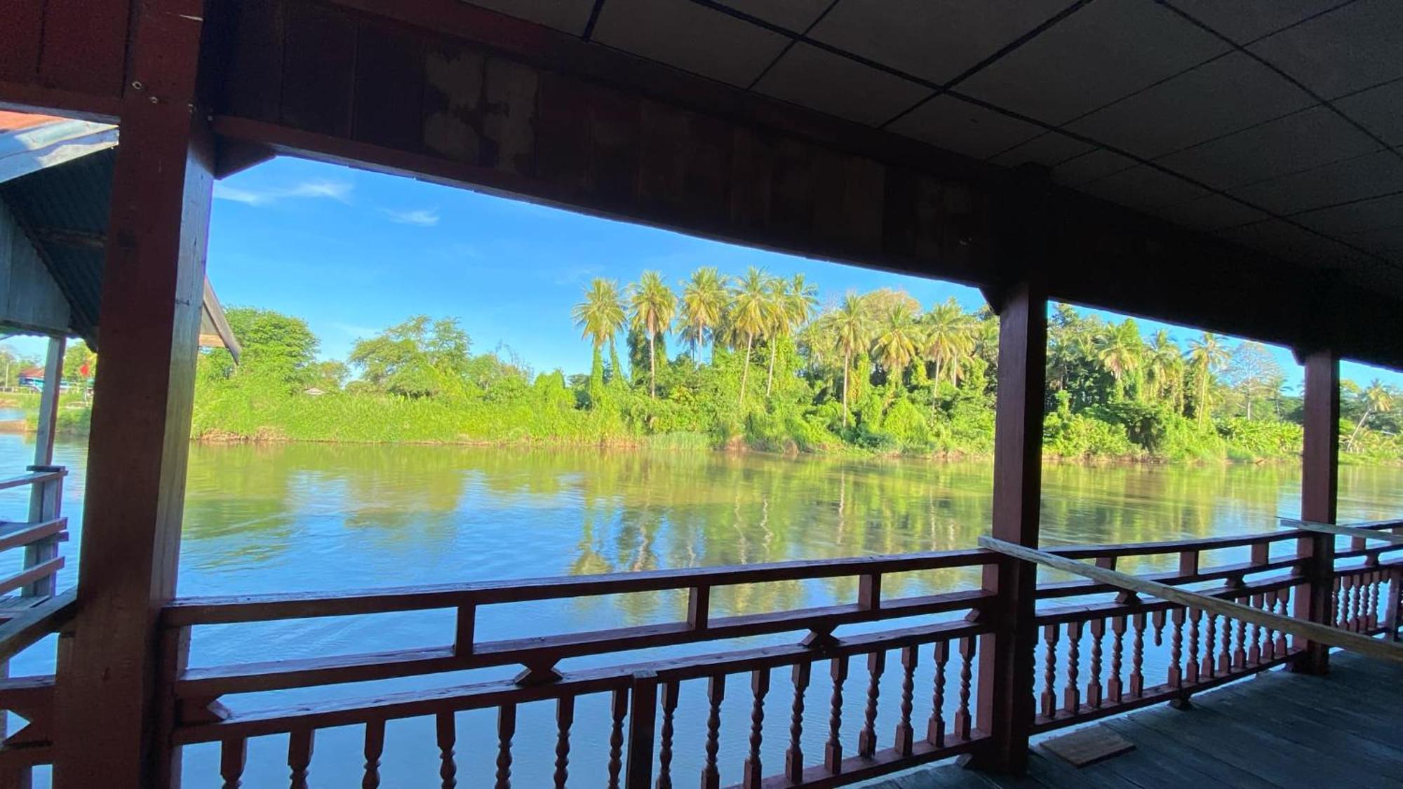 Souksanh River Bungalow Muang Khong Екстер'єр фото